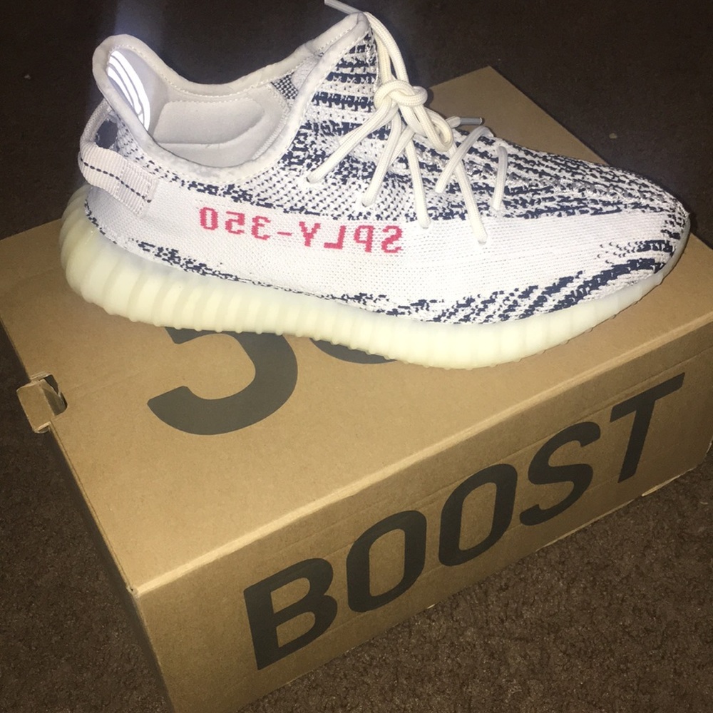 YEEZY BOOST 350